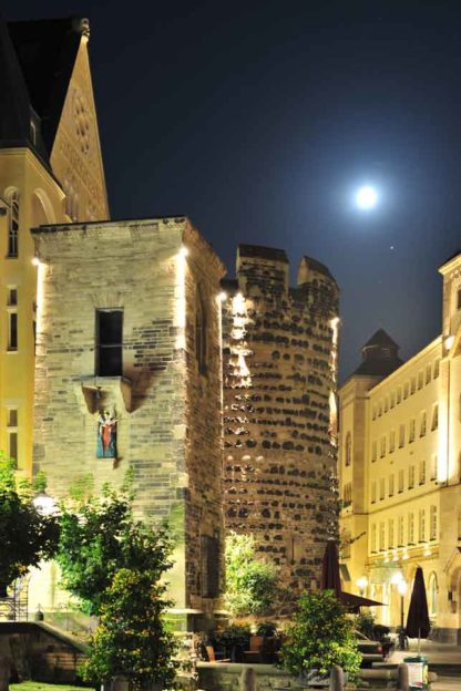 sterntor-bonn-nachtaufnahmen-vollmond