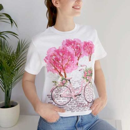Unisex T-Shirt Altstadt – Bonn mit Kirschblüten und Fahrrad | Crewneck T-shirt | Bella + Canvas 3001 |
